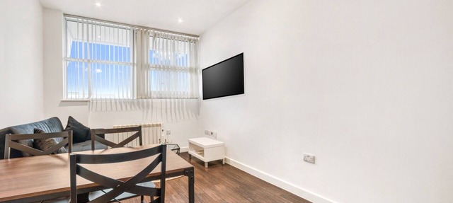 Fantastic 1 Bed by Heathrow Airport