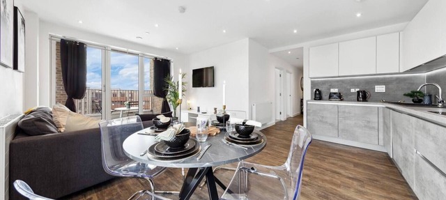 Fantastic 2 bed Flat with amazing view in Barking