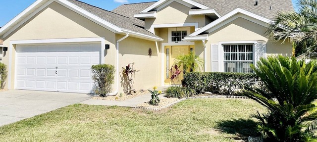 Fantastic 4 Bed, 3 Bath & Private Pool, 30 mins from Disney. Snowbirds welcome!