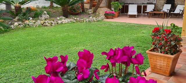 Fantastic Panoramic Villa by the Sea - An Unforgettable Experience