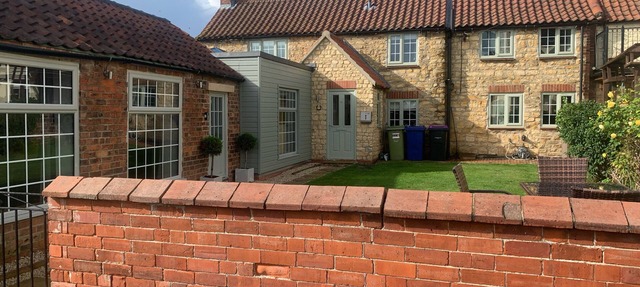 FARRIERS COTTAGE, pet friendly, country holiday cottage in Ingham