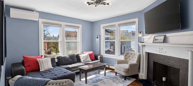 Federal Hill PRIDE 2 - Multi-Level Townhouse