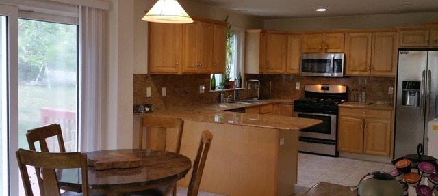 Feel at Home in spacious 3B-2.5Ba -Mall/MBTA/Park