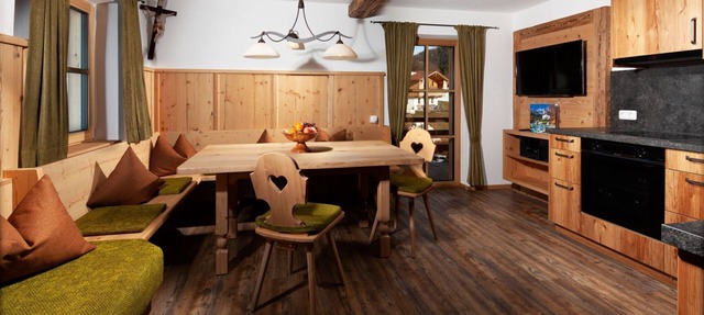 Ferienwohnung Nr. 5, 1-5 Personen, 73 qm, Dusche/WC+ extra WC, Terrasse, TV, W-LAN, 2 Schlafzimmer, 2 Zusatzliegen, Nebenhaus