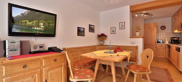 Ferienwohnung Steinberg, 1-2 Personen, 55 qm, Bad + Dusche/WC, Balkon, TV, W-LAN, 1 Schlafzimmer, Nichtraucher, Allergiker