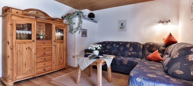 Ferienwohnung Nr. 2, 1-2 Personen, 54 qm, Dusche/WC, Terrasse, TV, W-LAN, 1 Schlafzimmer, Erdgeschoss