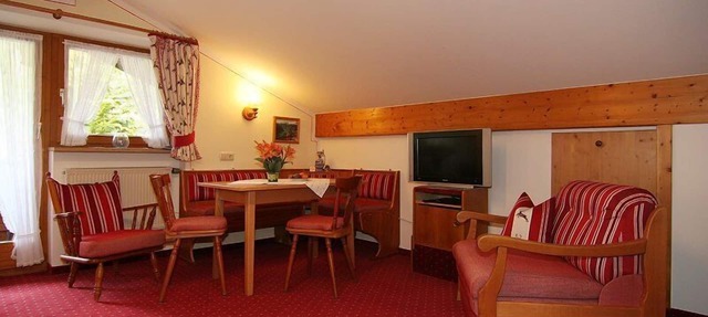Ferienwohnung Ramsau, 1-2 Personen, 28 qm, Balkon, Wohn-schlafzimmer, Mansarde