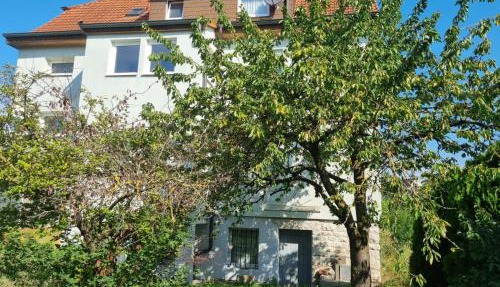 Ferienwohnung 2 mit 3 Schlafzimmer und Garten