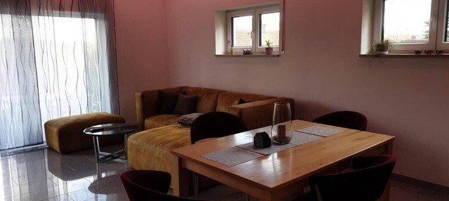 Ferienwohnung mit 2 Schlafzimmer und Terrasse