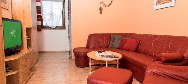 Ferienwohnung mit buchbarer Verpflegung im Ortsteil Haibühl