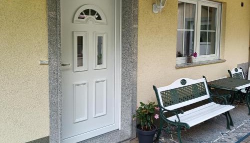 Ferienwohnung mit Terrasse Ettringen