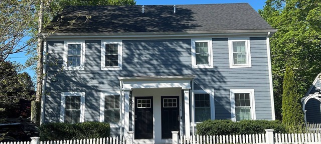 Major international sporting event Updated historic home located near Gillette Stadium.