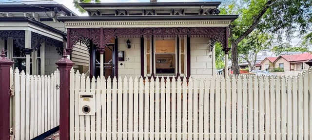Flemington Escape with private rooftop area