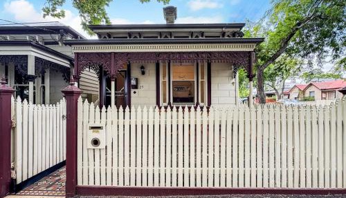 Flemington Escape with private rooftop area