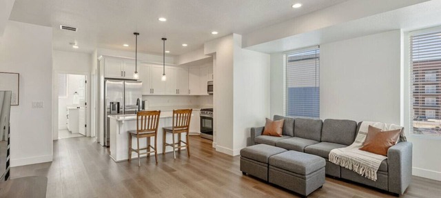 Foothill Flat | Brand New | Garage | Near Ski Canyons