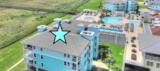 Fore Sail -Beach Front - Ocean View-Next to Beach Club- 3BD/2BA. Sleeps 9