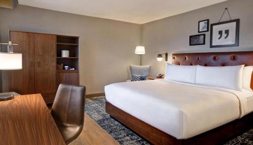 Four Points by Sheraton Boston Newton