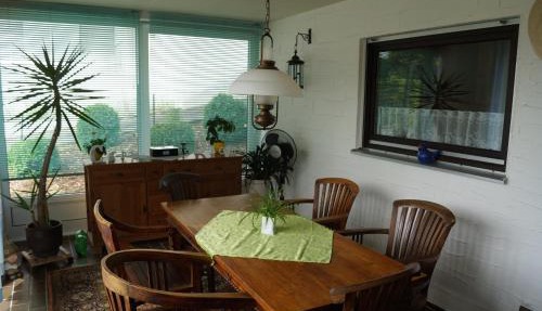 Fuchsia Lodge