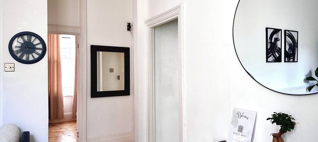 Fulham Tranquil 2BD King Bed Home w/Parking & Gdn
