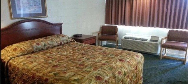 Full Bed Non-Smoking