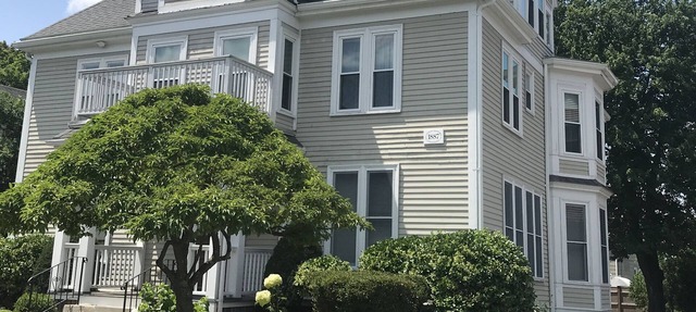 Furnished Studio + Private Patio + parking in Wellesley Square