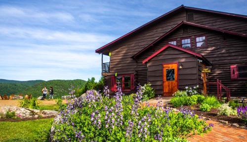 Garnet Hill Lodge