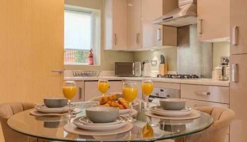 Gemstone Emerald - CoopLIVE - Etihad - Free Parking