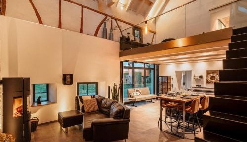 Glamorous Cottage mit Kamin und Sauna