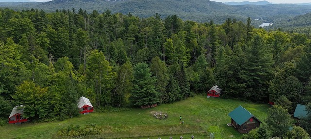 GLAMP BERNICE ON BEAUTIFUL ADIRONDACK HOBBY FARM