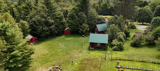 GLAMP RICHARD ON ADIRONDACK FLOWER FARM