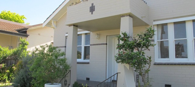 Glengrove @ Moonee Ponds, sleeps 6, big garden