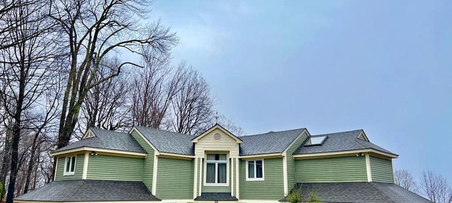 Glorious Cottage Placed in a Secluded Area in Stratton, Vermont