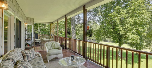 Golf, Hike & Explore: Blue Ridge Mtn Haven w/Deck