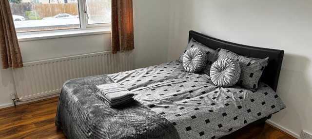 Good priced Accommodation in Hayes
