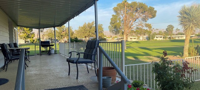 Gorgeous 2-bedroom mobile home in Thousand Palms with WiFi, AC