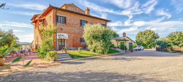 Gorgeous apartment in Monte San Savino -AR- with WiFi