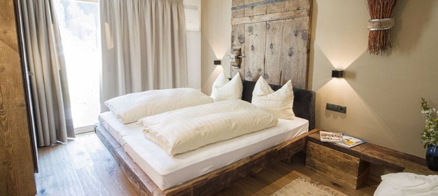 Gorgeous Apartment Close to Ski Lifts with Wi-Fi, Parking and Garden