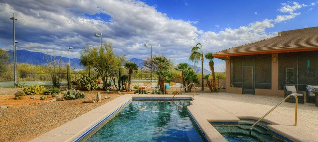 Gorgeous desert gem with private pool & spa and tennis court with amazing views!