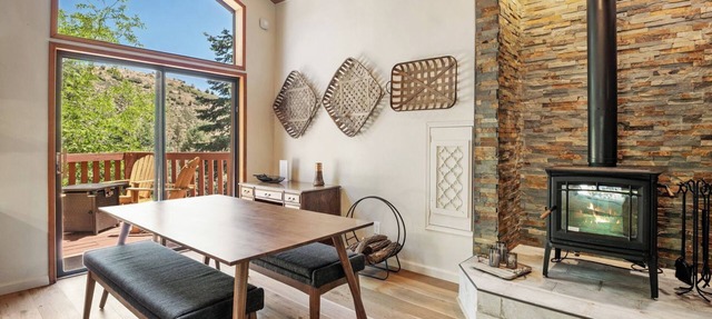 Gorgeous, quiet cabin close to Summerhaven
