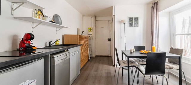 Grand Studio tout confort - Republique Paris 10