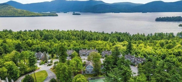 Great location in Bolton Landing