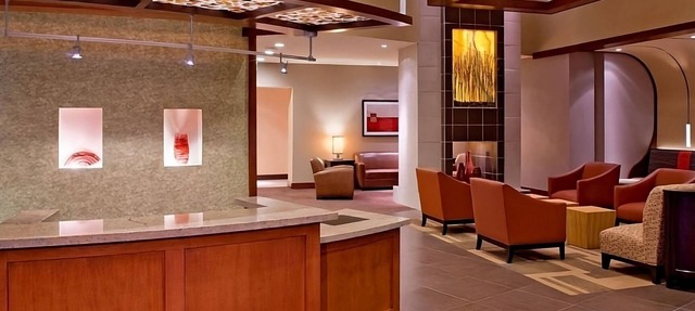 Great Relaxing Overnight Stay! Free Parking! Close to Gwinnett Place Mall!