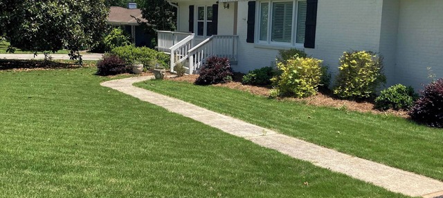 Great weekend getaway just a mile from downtown!