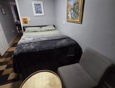 Ground Floor Mini studio in a 3BR with private bath and toilet