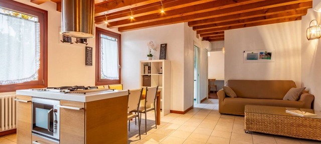 GuestHost - Space and Comfort x5: Your Ideal Retreat in Mestre
