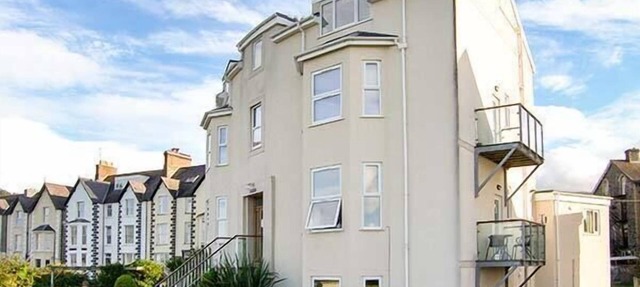 GWYLANEDD ONE, family friendly in Llanfairfechan