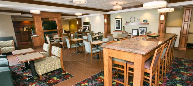 Hampton Inn Hadley-Amherst Area