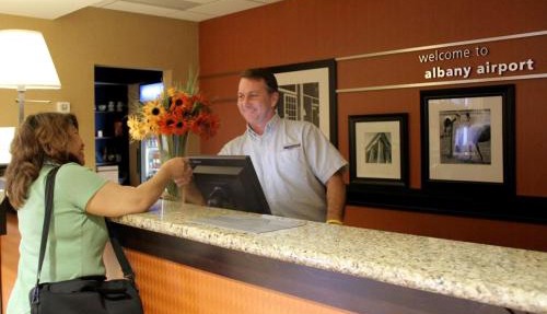 Hampton Inn & Suites Albany-Airport