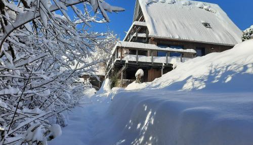Haus mit Bergblick