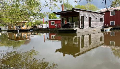 Hausboot Stöckte